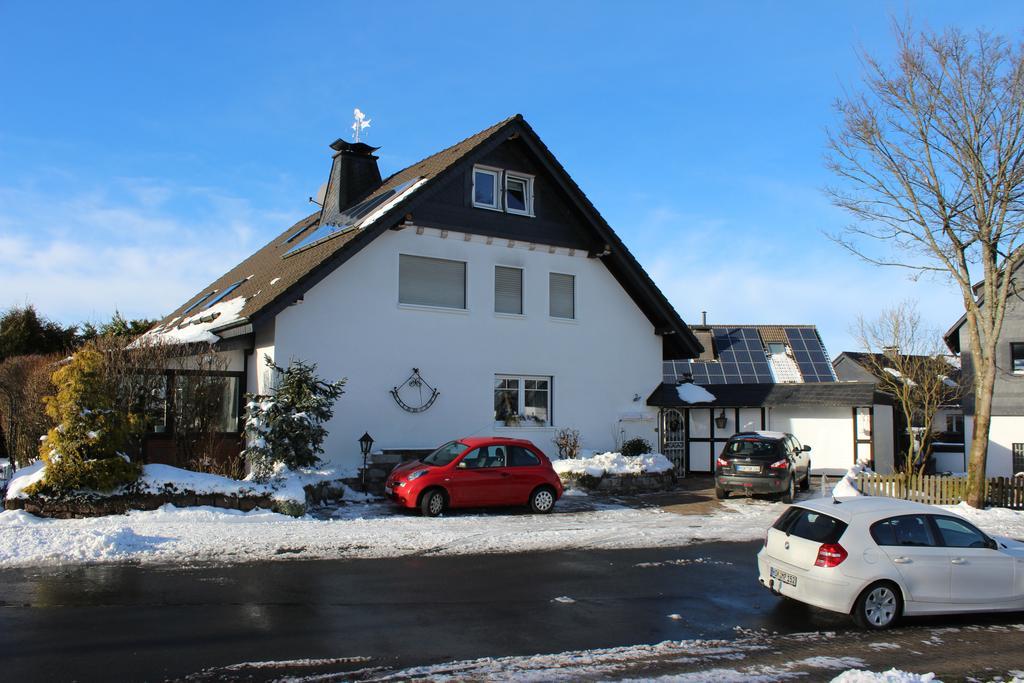 Ferienwohnung Kordes Winterberg Pokoj fotografie